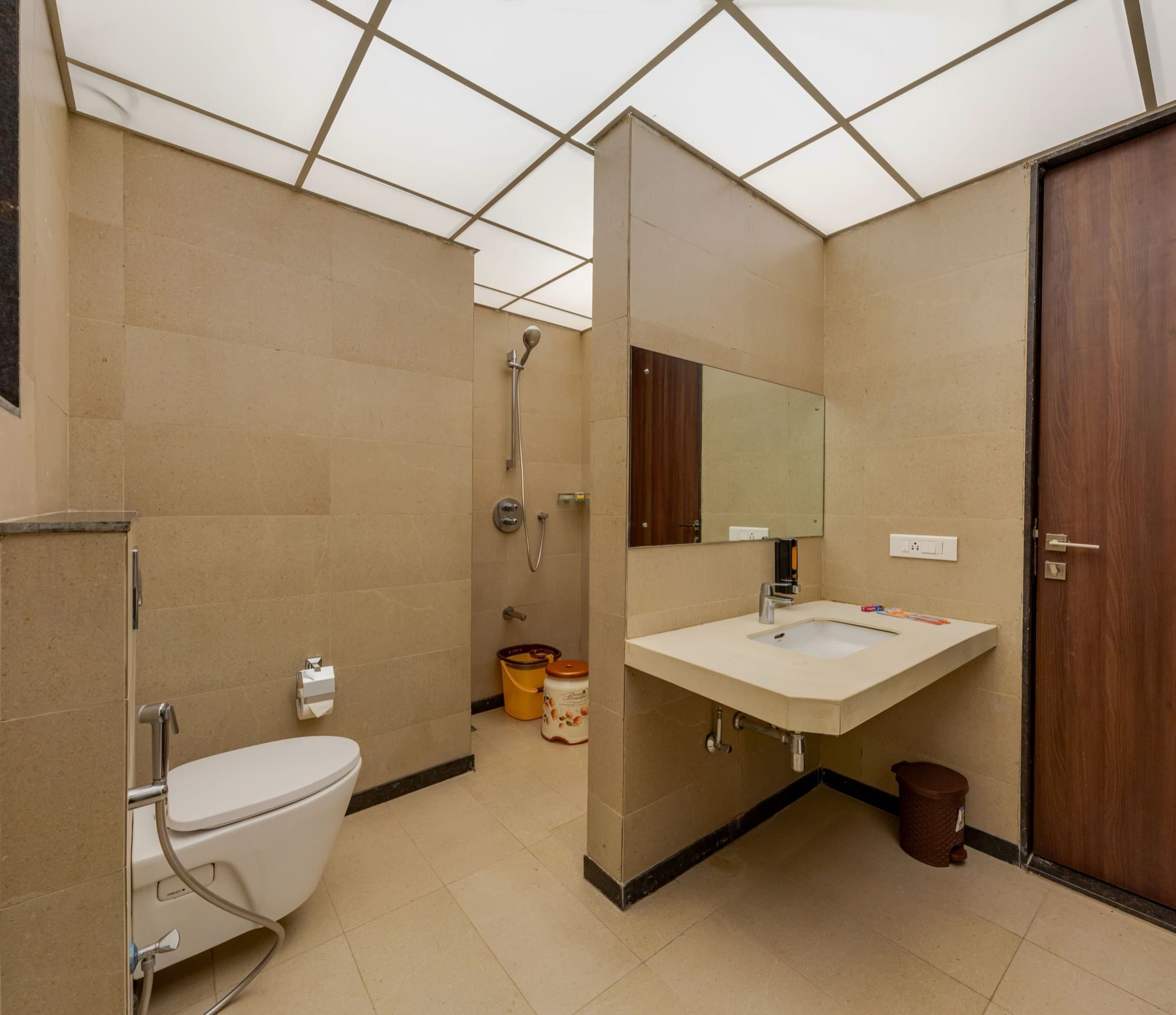 Representative Deluxe Room AC view 3
